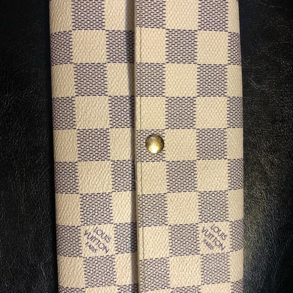 Louis Vuitton Sarah wallet
